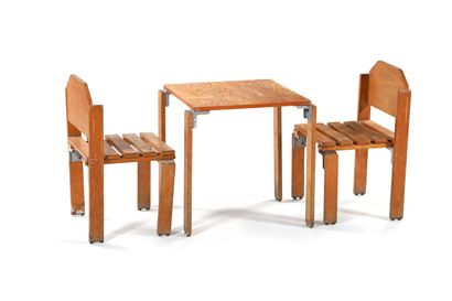 null Georges CANDILIS (1913-1995) & Anja BLOMSTEDT (1937) 

2 chairs Ash, aluminium...