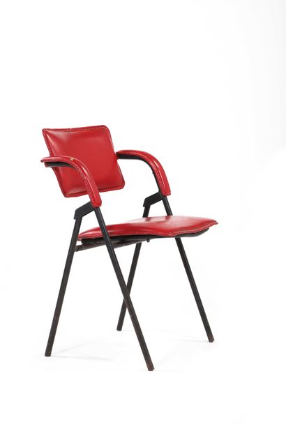 null Jacques DUMOND (1906-1988) 

Armchair Steel, imitation leather 75 x 55 x 48...