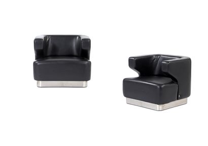 null Gianni MOSCATELLI (XX) 

Rare pair of armchairs Steel, leatherette 70 x 85 x...