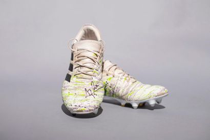 null Leonardo BALERDI 5

White and green Adidas Copa football shoes worn and autographed...