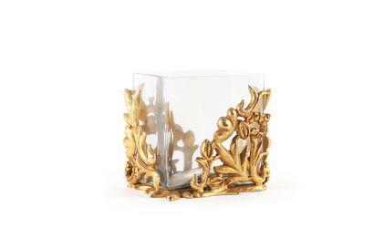 null Pierre CASENOVE (1943),

Glass and bronze vase,

H : 17 cm ; W : 18 cm ; D :...