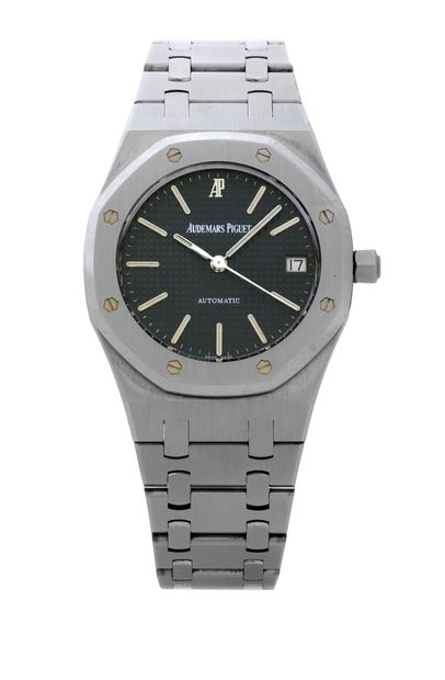 null 
Audemars Piguet
Royal Oak

Référence 14790 ST



Montre sport chic en acier...