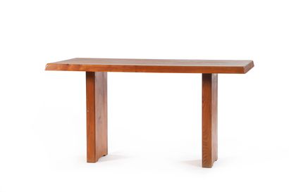 null Pierre CHAPO

(1927-1986)

Table dite T14C

Orme

74 x 139 x 68 cm.

Circa 1960

Dining...