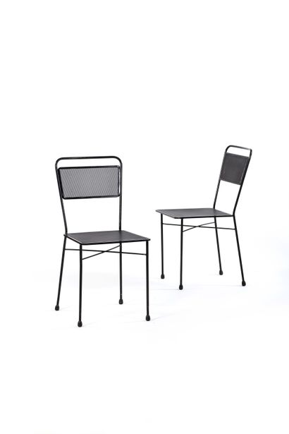 null 32.

Mathieu MATEGOT

(1910-2001)

Pair of chairs

Perforated sheet metal

79...