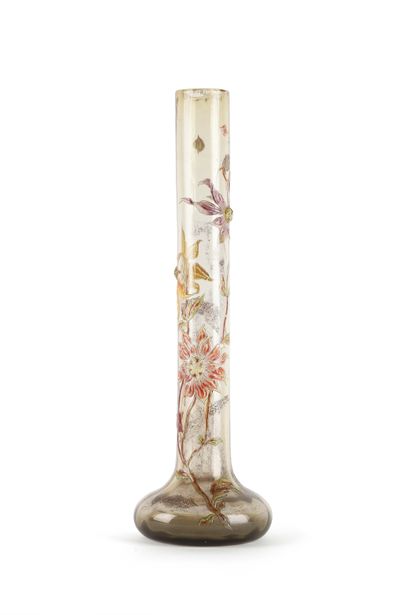 null Emile GALLÉ (1846-1904)

Vase. Enamelled crystal, polychrome, and applications...