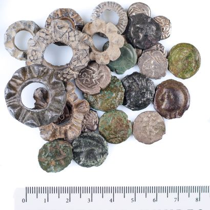 null Set of 20 Gaulish coins : Massilia obole arg. Volques tectosages drachma arg....