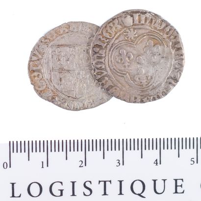 null 2 monnaies : François 1er 1515-1547. Blanc à la couronne du Dauphiné. Point...