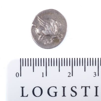 null Corinth 400-243 BC. Silver drachma. 2,26 gr. Pegasus right R/ Aphrodite right...