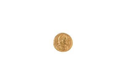 null Jovian 363-364 Solidus gold 4,35 gr. Antioch. A/ Bust of Jovian diademed, draped...