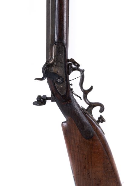 null Swiss percussion rifle, one shot. 

Barrel with sides signed "BOLOMEY A AUBONNE"....
