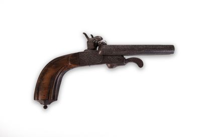 null 
Double pistol with pin of vénerie.

Barrels in table, engraved trunk, retractable...