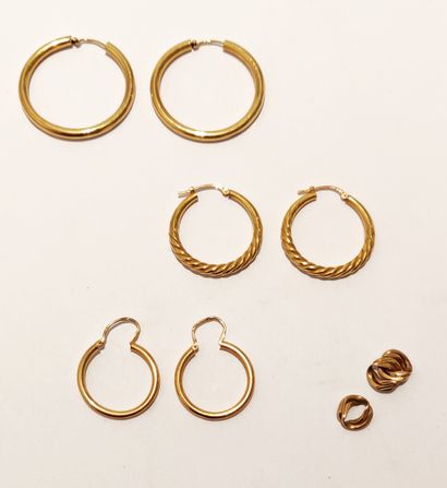 null Gold lot including three pairs of creoles in yellow gold 18K (750/1000) and...