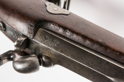 null Infantry rifle with percussion model 1857.

Round barrel with sides, dated "1860"...