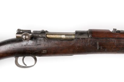 null 
Fusil Mauser Chilien modèle 1895, calibre 7 mm.

Canon rond avec hausse. Boîtier...