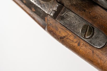 null Fusil à percussion modèle 1842 de marine. 

Canon rond à pans au tonnerre poinçonné....