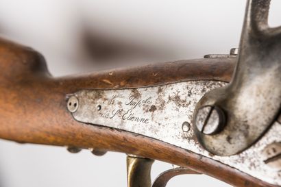 null Fusil à percussion modèle 1857 de marine. 

Canon rond à pans au tonnerre poinçonné,...