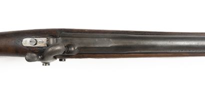 null Fusil à percussion modèle 1853T de marine. 

Canon rond à pans au tonnerre poinçonné,...
