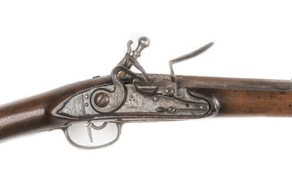 null 
Flintlock infantry rifle model 1728.
Round barrel, with sides with the thunder...