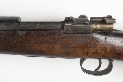 null 
Chilean Mauser rifle model 1895, caliber 7 mm.

Round barrel with rise. Case...