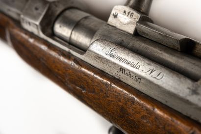  Mousqueton Dreyse modèle 1857, calibre 15,43 mm. 
Canon rond, à pans au tonnerre...