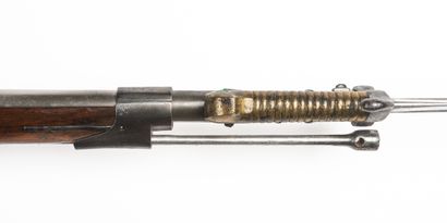 null Carabine à percussion modèle 1859. 

Canon rond, rayé, à pans au tonnerre, daté...