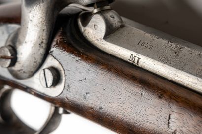 null Carabine à percussion modèle 1846 T. 

Canon rond, à pans au tonnerre, poinçonné...