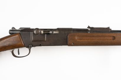 null Fusil Lebel 1885-1886, calibre 8 mm. 

Canon marqué CC et MAP 1886

Crosse en...