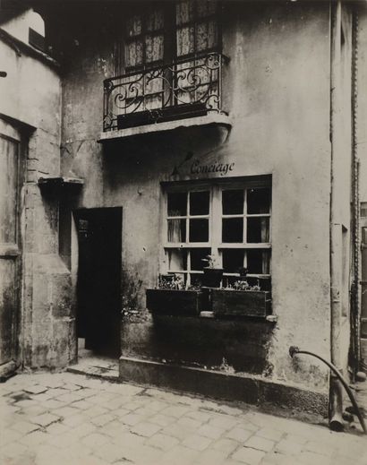 null Eugène ATGET (1857-1927)

Conciergerie 12 Rue Domat c.1910, Chambre d’une ouvrière...