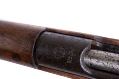 null Romanian Mannlicher rifle 1893, caliber 6,5 mm. 

Round barrel with rise struck...