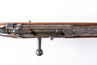 null 
Fusil Gewehr 1871, calibre 11 mm.




Canon rond, avec hausse, à pans au tonnerre...