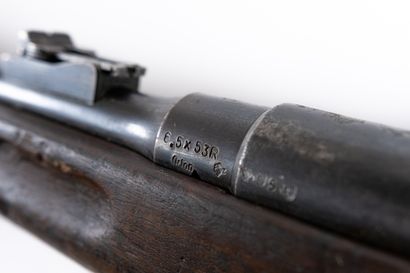 null 
Portuguese Mannlicher rifle 1896 caliber 6,5 mm. 




Barrel with rise, monogrammed...