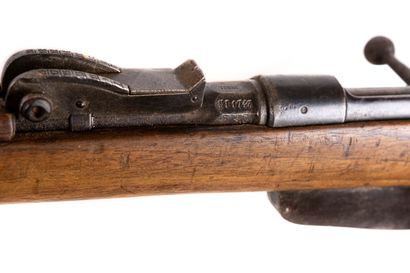 null Fusil Carcano modèle 1891, calibre 7 mm. 

Canon avec hausse, à pans au tonnerre...