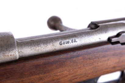 null 
Fusil Gewehr 1888 du génie, calibre 8 mm. 




Canon rond, bronzé, avec hausse,...