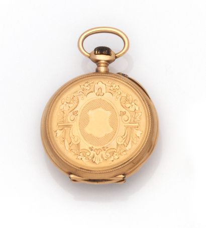 null 
Pocket watch in yellow gold 18K 750 thousandth with mechanical movement.

-...