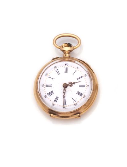 null 
Pocket watch in yellow gold 18K 750 thousandth with mechanical movement.

-...