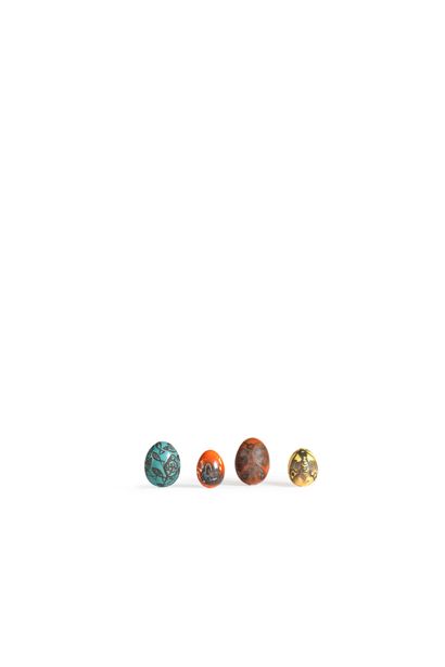 null Suite de 4 œufs
Céramique
H. 9 cm, 8 cm, 6.5 cm, 6.5 cm
Circa 1950