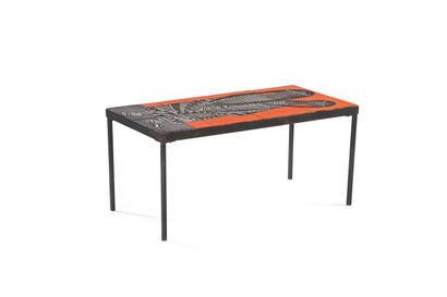 null Roger CAPRON (1922-2006)
Indian coffee table and its muchacho
Ceramic, lacquered...