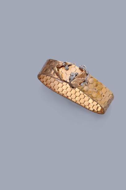 null Bracelet ruban en or jaune 18K 750% composé de mailles octogonales, coulissant...