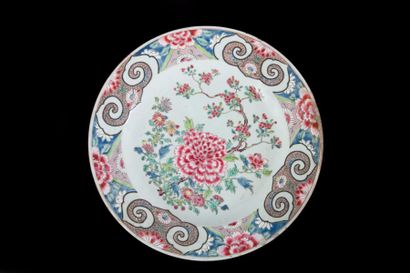 null CHINE, Compagnie des Indes 



Epoque QIANLONG (1736 - 1795) Grand plat en porcelaine...
