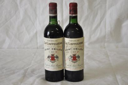 null 2 B CHÂTEAU LA GAFFELIÈRE (1 B.G; 1 T.L.B; e.t.h; 1 c.a. bas de jupe) GCC1B...