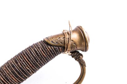  Sabre d’officier d’infanterie modèle 1882 Poignée en corne avec filigrane, monture...