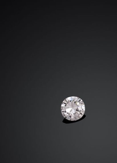 Diamant brillant taille moderne de 1,66 carat....