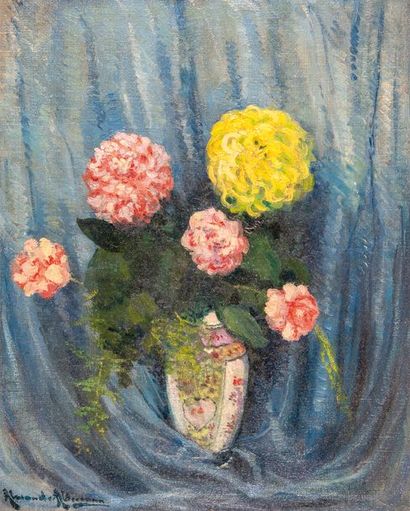 null Alexander ALTMANN (1878-1932) Bouquet de fleurs au vase chinois. Huile sur toile....