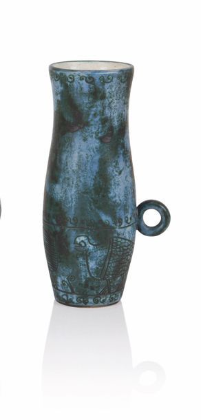 null Jacques Blin (1920-1995) Vase à anse en céramique émaillée dans les tons de...