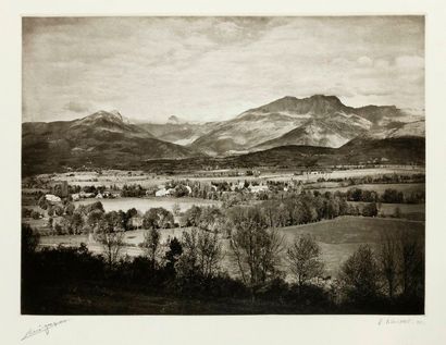 null RENÉ-JACQUES (1908-2003). Paysage du midi. Héliogravure (sur cuivre à l’aquatinte)...