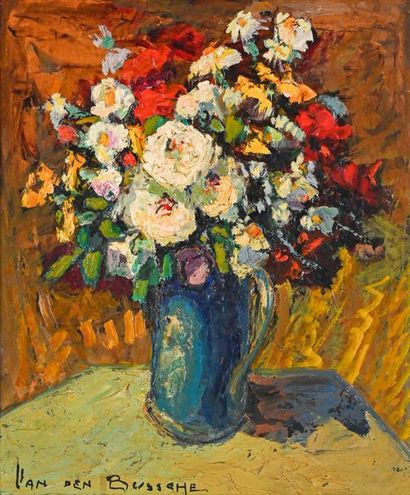 null Fernand VAN DEN BUSSCHE (1892-1975) Nature morte au bouquet de fleurs. Huile...