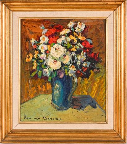 null Fernand VAN DEN BUSSCHE (1892-1975) Nature morte au bouquet de fleurs. Huile...