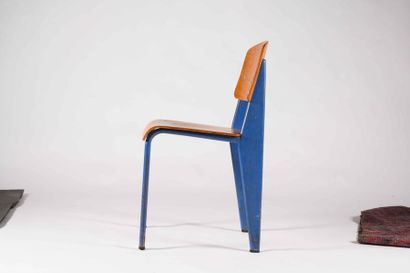 null Jean PROUVÉ (1901 -1984) Chaise modèle Métropole 305 dite « Standard » à structure...