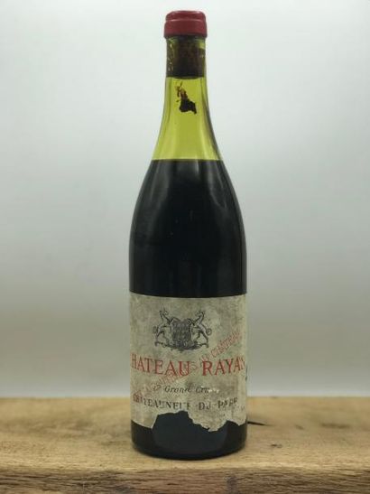 null 1 bouteille Chateauneuf-du-Pape 1976 Château Rayas 1976 (niveau : à 6 cm, ,...