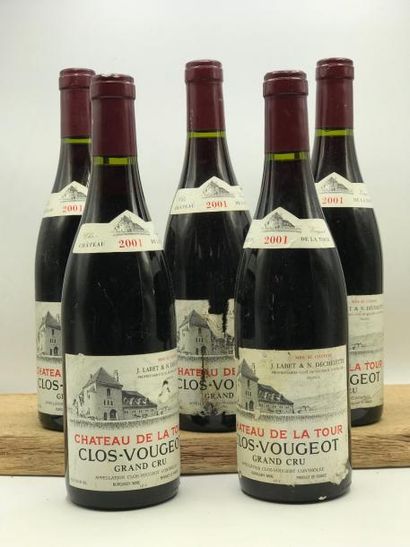 null 5 bouteilles Clos Vougeot GC De La Tour (1 etiq tres leg abimée, Leg Griffée,...